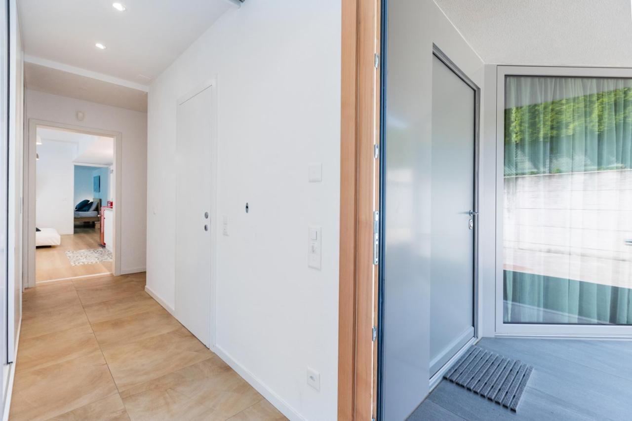 Апартаменты Easy Flat Vezia, Indipendent Entrance, Free Parking Лугано Экстерьер фото